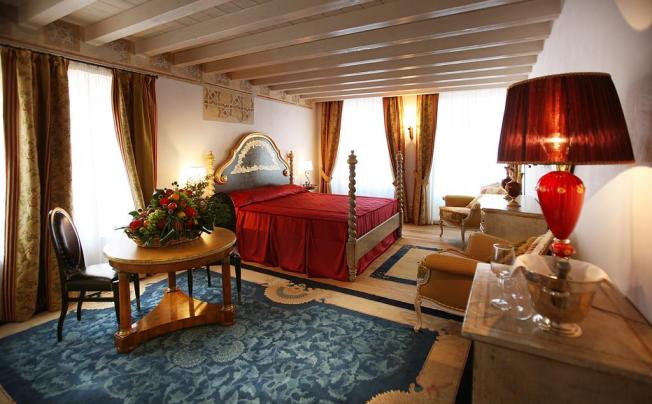 Фото отеля RELAIS DE CHARME IL SOGNO DI GIULIETTA 